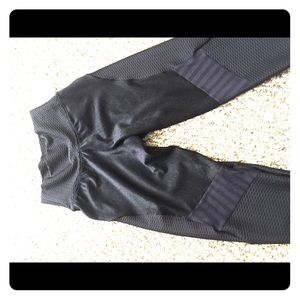 Brazilian Fitness Texture Side Mesh Leggings S/M